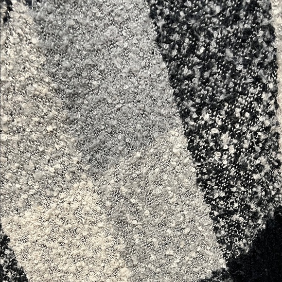 Woolrich Black Charcoal Light Gray Plaid Nubby Material Poncho Shrug - One Size - Picture 13 of 16